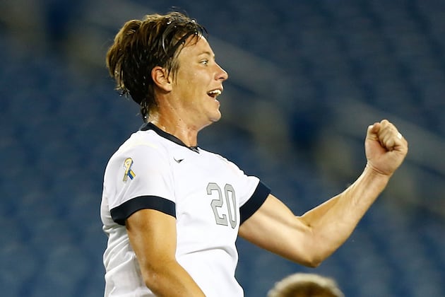 Wambach Scores to Tie Mia Hamm's All-Time Mark