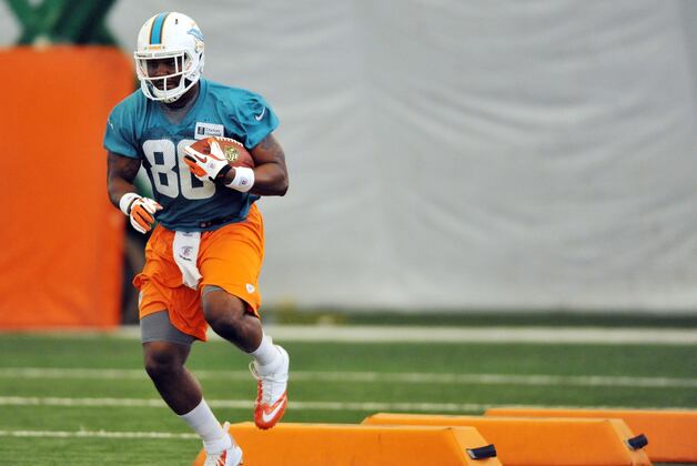 Sims Just Looks Like A Tight End