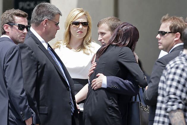 Jason Leffler: Competitor's Life in Racing Remembered in Tears, Tales