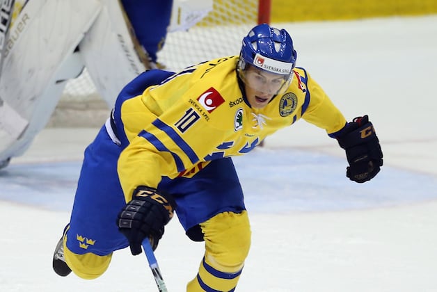 Alexander Wennberg: Prospect Profile for Columbus Blue Jackets' 1st-Round Pick