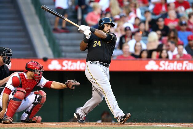 Alvarez Stays Hot vs. Angels