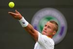 Hewitt Ousts 11th Seed Wawrinka in Straight Sets