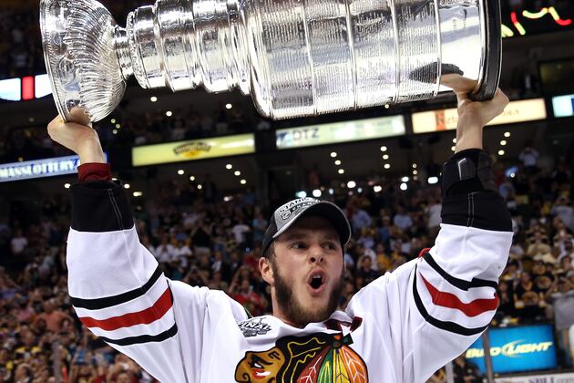 Toews: 'Keep the Bars Open'