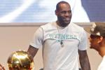 LeBron Reveals Recipe to Surviving Without Social Media