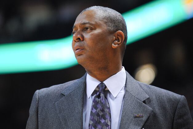 LSU's Johnny Jones High on Tigers' Chances