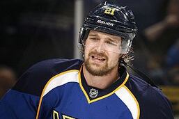 Berglund, Blues Agree to One-Year Contract Extension
