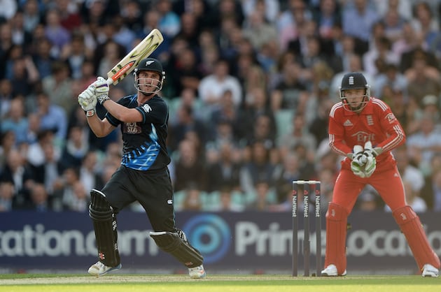 England Edged Out in Run-Fest at NatWest Twenty20