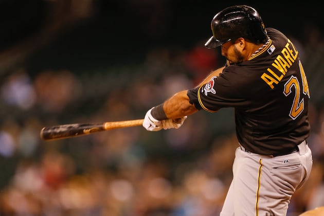 Pirates Blast 5 Homers in 9-4 Win over Mariners