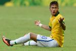 Neymar Accused of Diving by Uruguay Captain