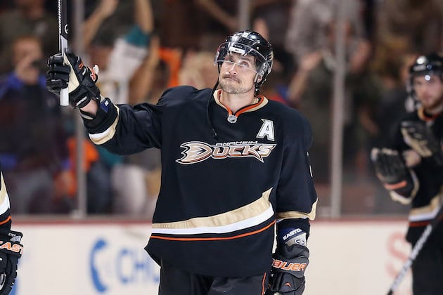 3 Reasons Why Teemu Selanne Should Retire