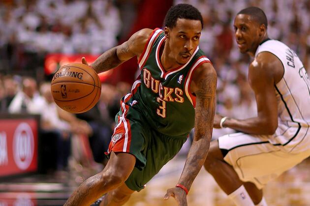 Bucks Make Qualifying Offer to Brandon Jennings