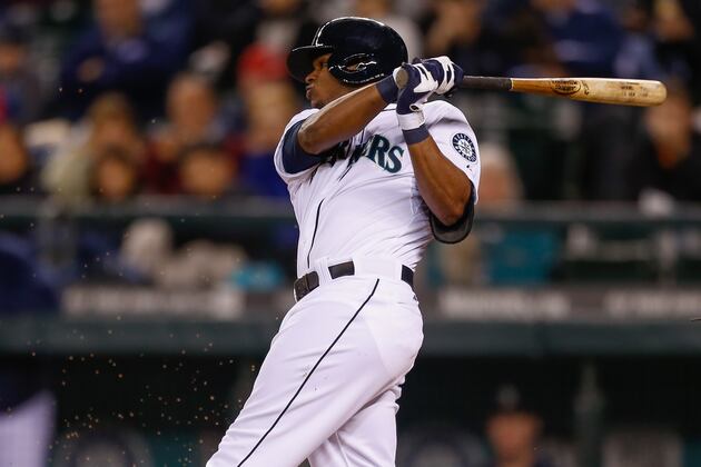 Mariners Option Triunfel; DFA Liddi