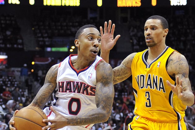 Hawks Make Qualifying Offer to Teague, Not Johnson