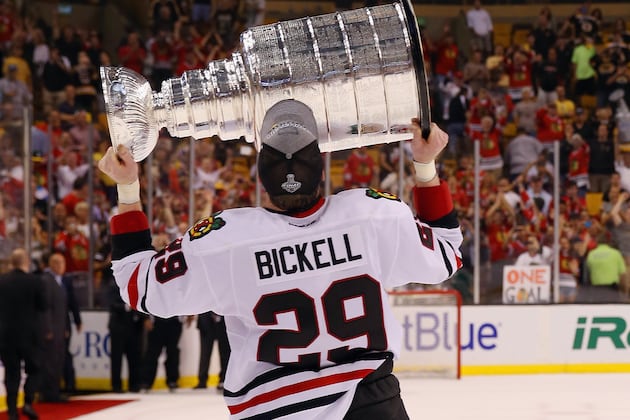 'Hawks Re-Sign Bickell: Four Years, $16million
