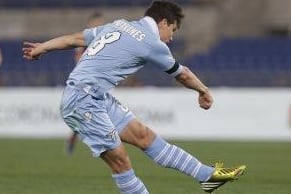PSG to Make Hernanes Move?