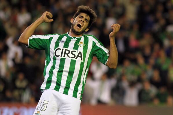Swans Sign Pozuelo