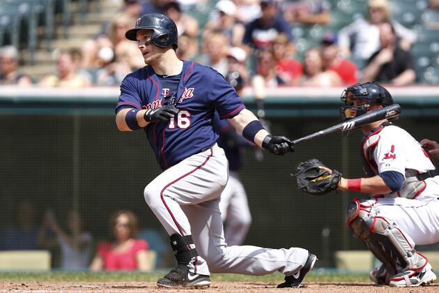 Twins Place Willingham on DL, Activate Hicks