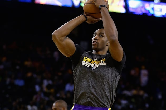 Sources Hawks Likely to Tank If Howard Doesnt Sign