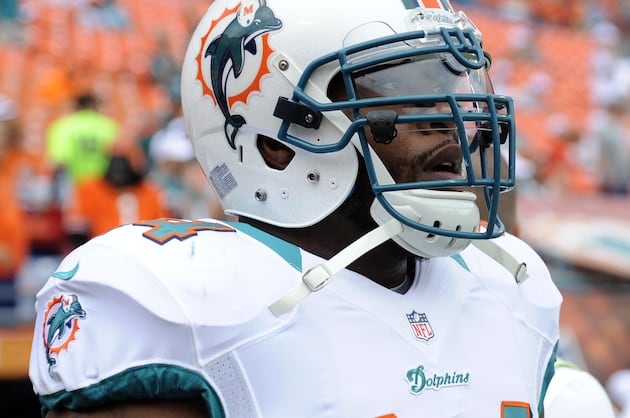 Report: No Contract Talks for Randy Starks or Paul Soliai