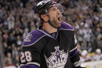 Kings' Jarret Stoll Rushed to the Hospital After Suffering Seizure