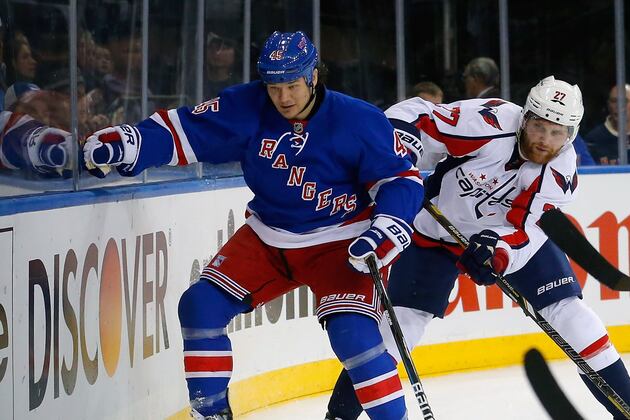 Report: Rangers Place Powe and Asham on Waivers