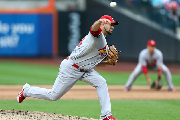 Mujica Squanders Wainwright's Effort