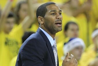 1372965710000-xxx-lavall-jordan-arkansas-michigan-basketball-112-1307041524_x-large_crop_north