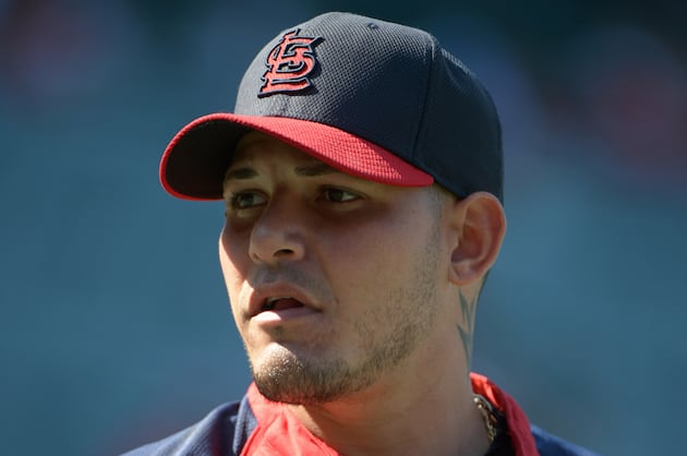 Yadier Molina Day-to-Day with Knee Inflammation