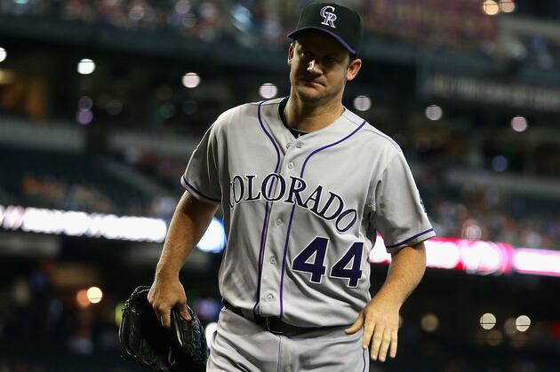 Roy Oswalt Pulled in 2nd Inning Due to Strained Left Hamstring