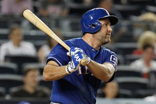 Rangers' Nick Tepesch, Lance Berkman Heading to DL