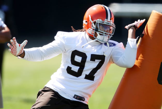 Browns 'Extremely Pleased' with Sheard's Transition to OLB