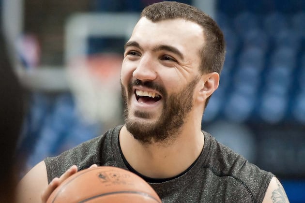 Report: T-Wolves Have Made Offer to Pekovic