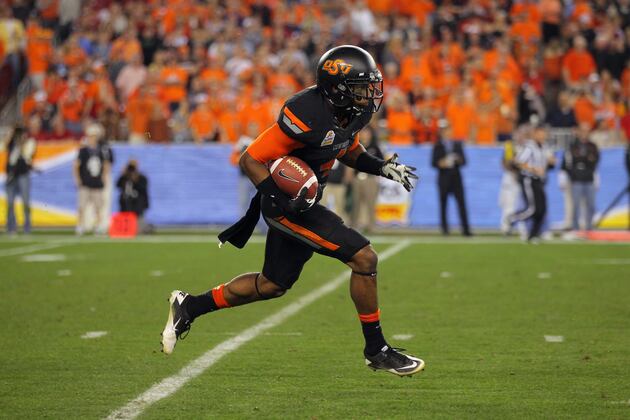 Gilbert Named to Hornung Award Watch List