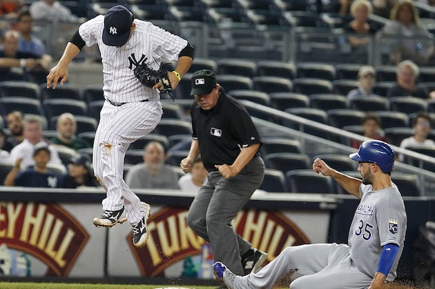 Royals Send Yankees to Third Straight Defeat