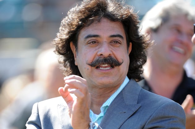 Shad Khan in talks to buy Fulham, according to reports