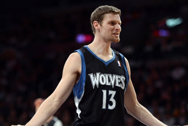 Bucks Acquire Luke Ridnour in a Three Team Deal