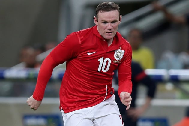 United in No Rush over Rooney Contract