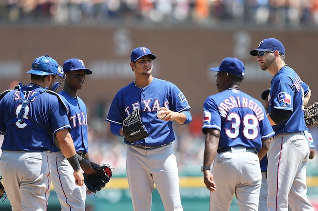 Perez Struggles in Loss to Tigers
