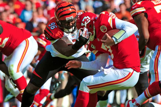 Carlos Dunlap and Bengals Reportedly Agree on 6-Year Deal Worth $40 Million