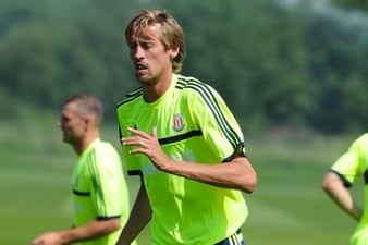 Peter Crouch: I Want to Stay at Stoke City
