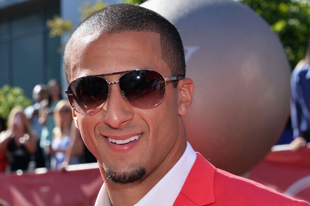 Colin Kaepernick Wins ESPY for 'Best Breakthrough Athlete'