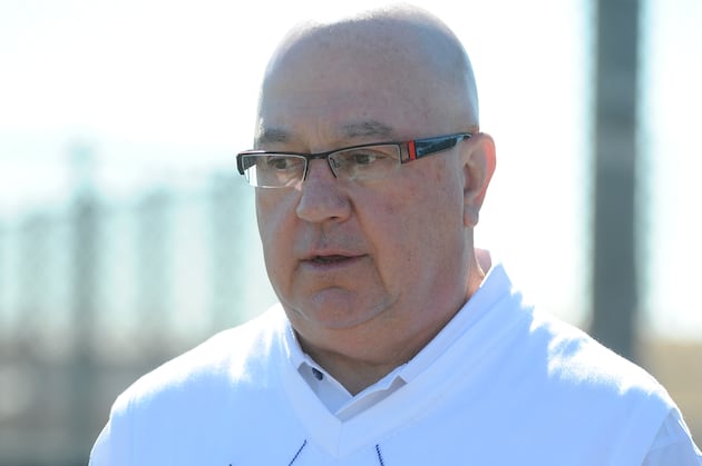 Zduriencik Says He Doesnt Expect to Be Aggressive Before Deadline