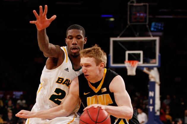 Gesell Injures Hand, out 4-6 Weeks