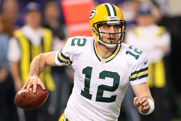 Aaron Rodgers Continues Packers' String of QB Durability