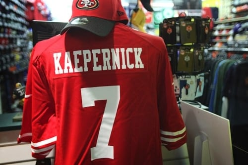 Colin Kaepernick Passes RGIII as Top-Selling NFL Jersey