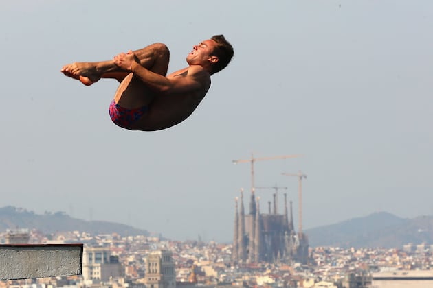 Tom Daley Will Overcome Injury Scare to Triumph in Barcelona