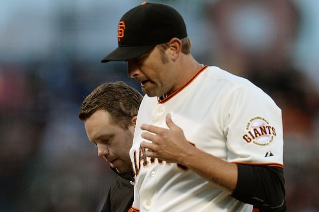 Affeldt Leaves Game with Left Groin Strain