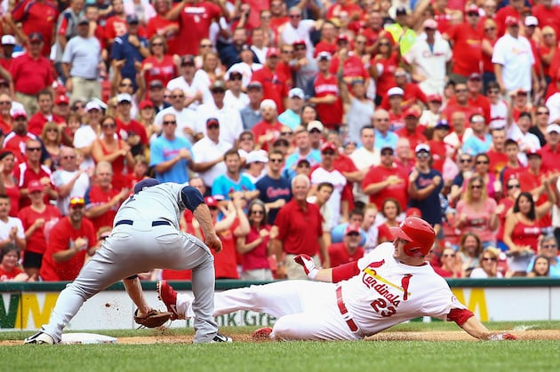 Wainwright Wins 13th, Cardinals Edge Padres 3-2