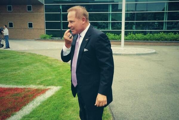 Photo: LSU Head Coach Les Miles Tastes Grass….Again