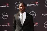 Report: Jay Z Pursuing Clowney for Roc Nation 